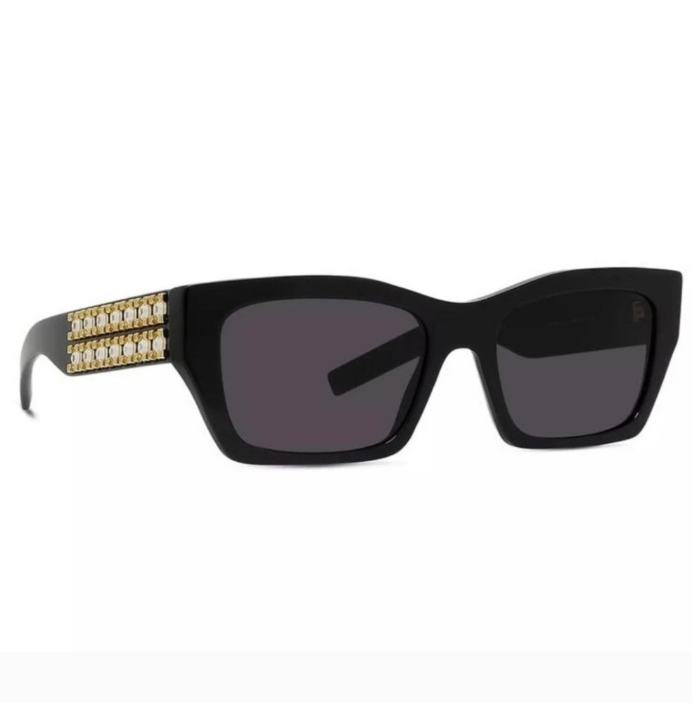 NEW Givenchy Sunglasses w/ Soft Pouch Case